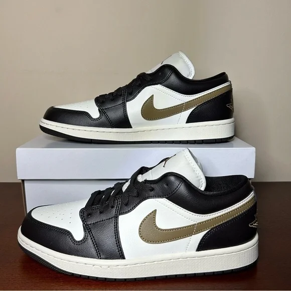 Nike Air Jordan 1 Low Shadow Brown (Size 9M / 10.5W) - Picture 4 of 16